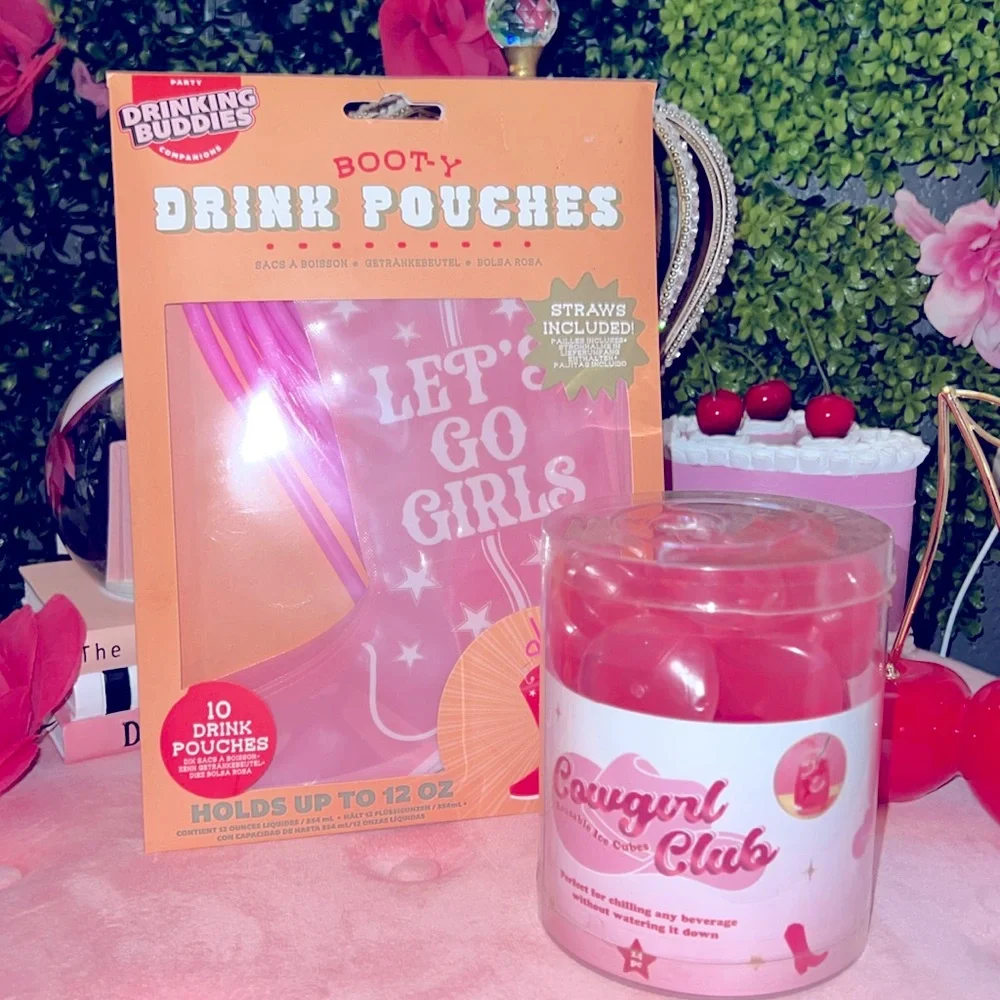 🩷🎀 pink cowgirl drinking pouch set